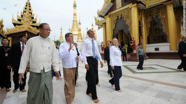 Obama visit Shwedagon Pagoda (7)